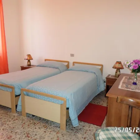Casa de hóspedes Albaruiaffittacamere Budoni